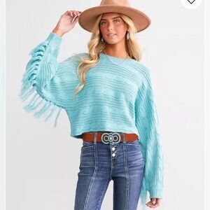 Fringe Sweater
WILLOW & ROOT size M